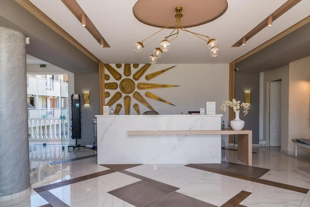 Lobby, Macedonia, Zante