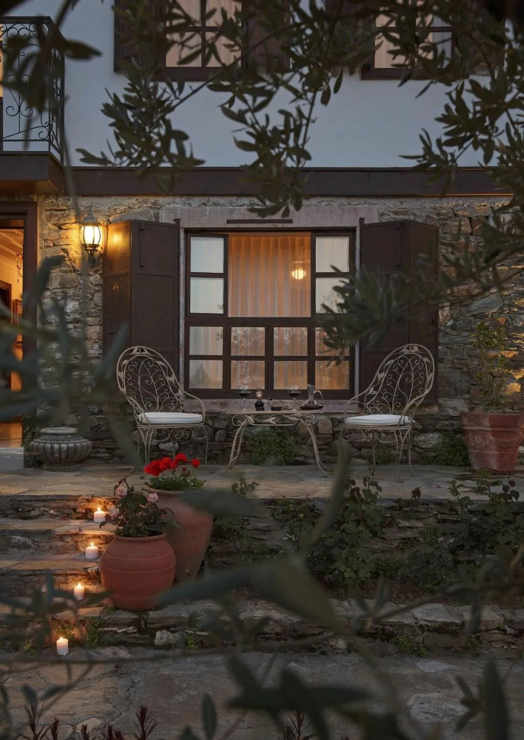 Terrace, Gullu Konaklari, Izmir