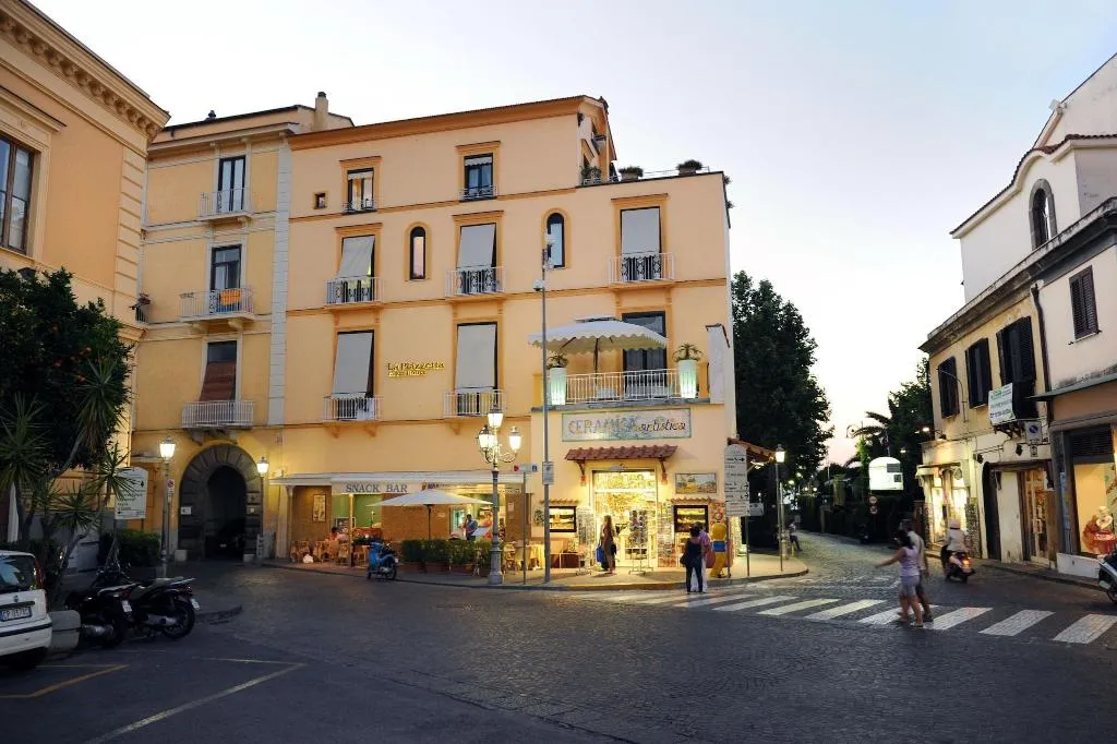 General view, La Piazzetta Sorrento, Naples
