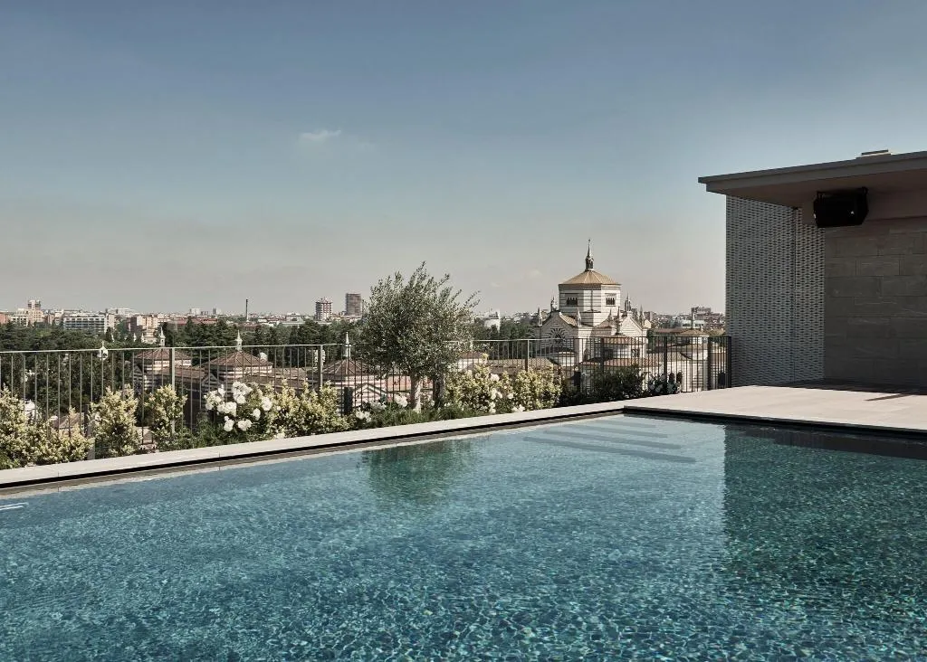 Pool, Hotel Viu Milan, Milan