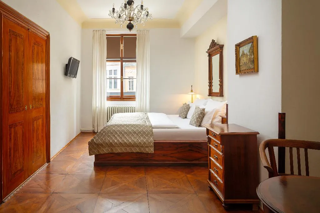 DOUBLE LUXURY Room, Grand hotel Praha, Prague