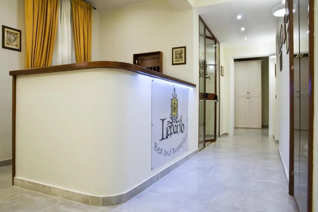 Lobby, B&B Lepanto, Catania