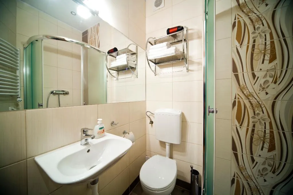 STUDIO ECONOMY Room, 4Seasons Apartments Cracow, Krakow