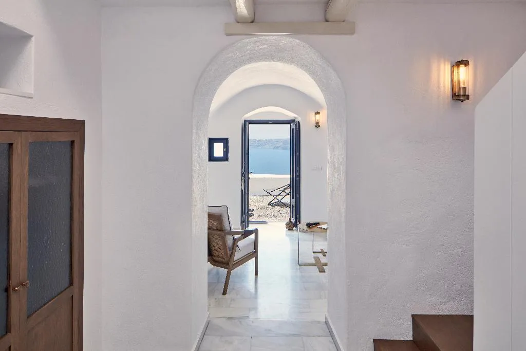 SUITE CAPACITY 2 Room, Homeric Poems, Santorini