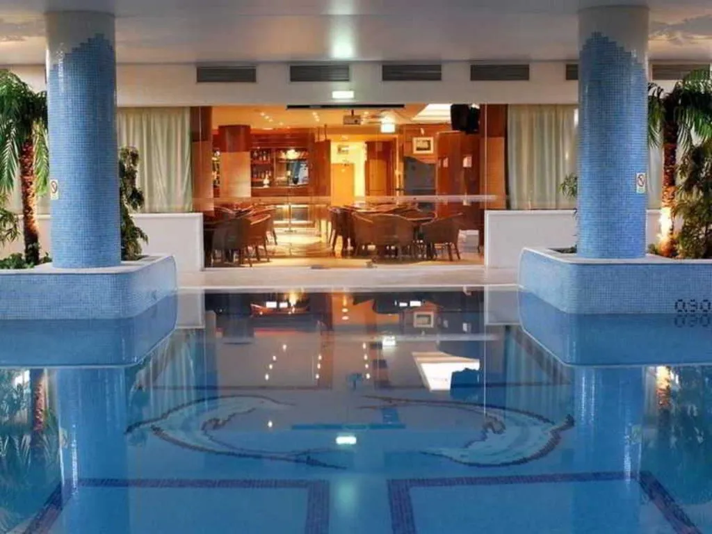 Pool, Oceanus Aparthotel, Algarve