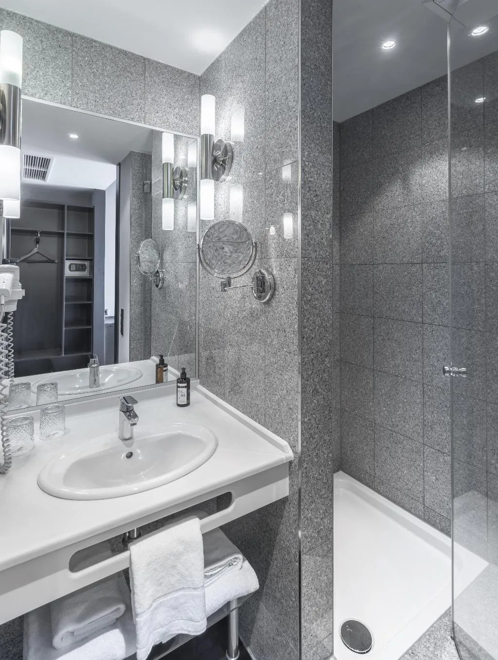 SINGLE CLASSIC Room, Titanic Comfort Kurfuerstendamm, Berlin