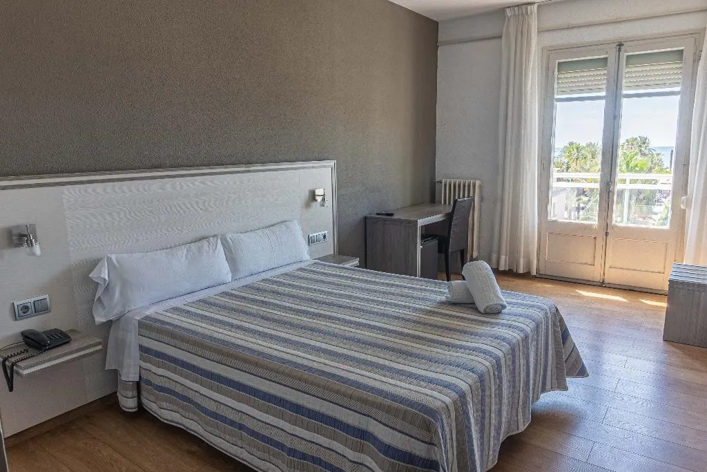 Double or Twin SEA VIEW Room, Planas, Costa Dorada