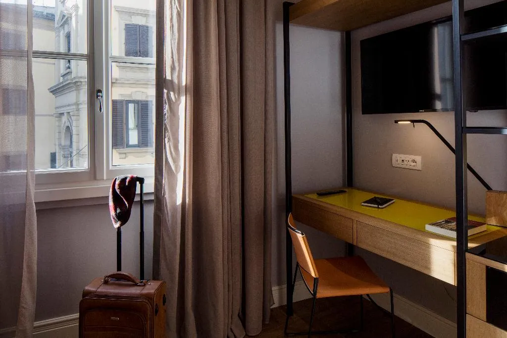 DOUBLE SUPERIOR Room, The Frame Hotel, Florence
