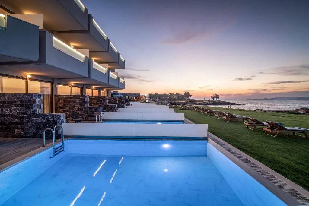 Room DELUXE WITH PRIVATE POOL Room, Ebenus Suites "by Checkin", Crete