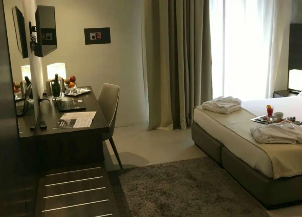 Room, Plus Welcome Milano, Milan