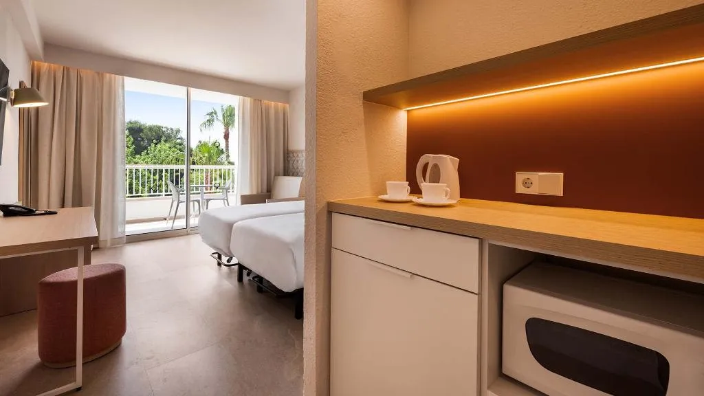 Double or Twin STANDARD Room, Protur Safari Park Aparthotel, Majorca