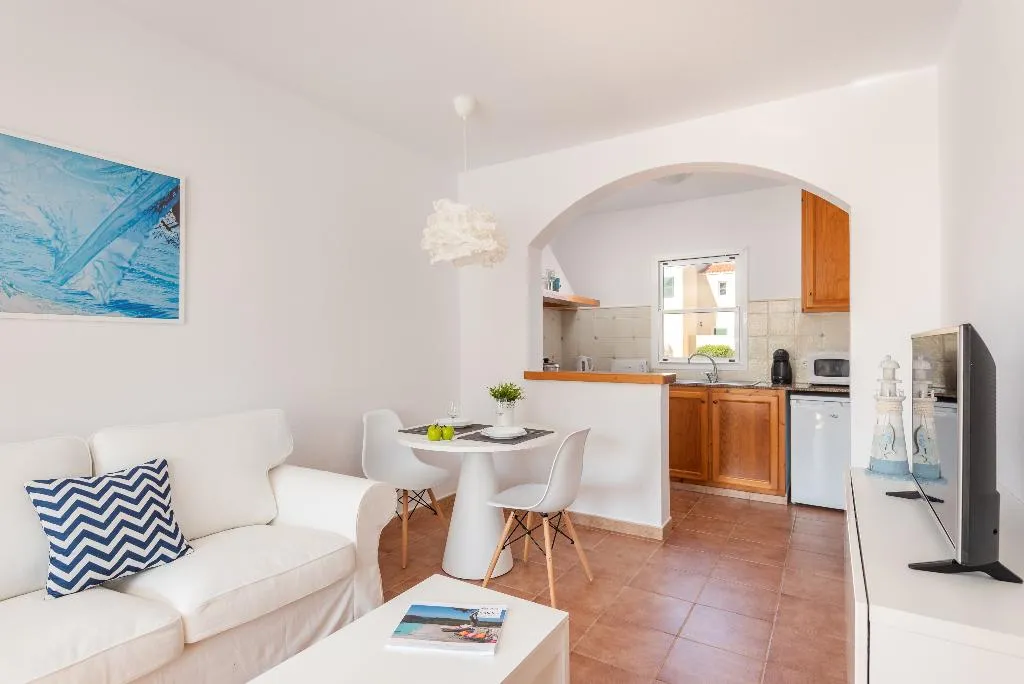 General view, Apartamentos Annabel's, Menorca