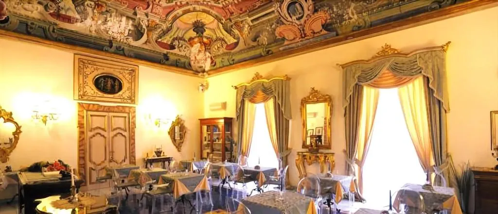 Restaurant, Hotel Floridiana, Naples