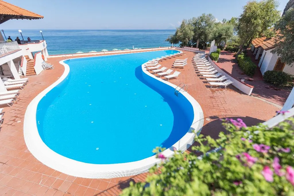 Pool, TH Gioiosa Marea – Capo Calava Village, Catania