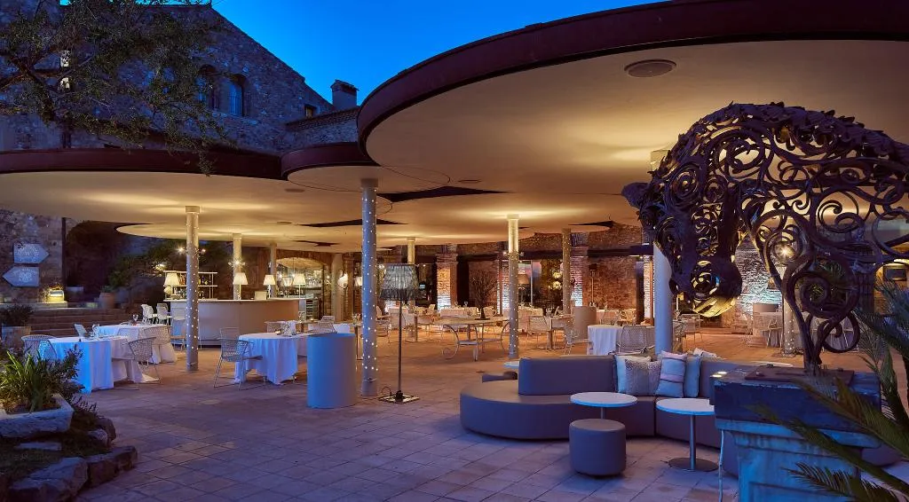 Bar, Hotel Castell D'Emporda, Barcelona