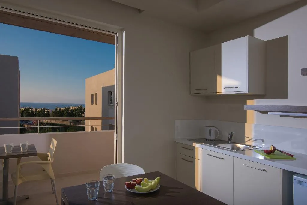 APARTMENT SUPERIOR Room, Ourania Apartments, Crete