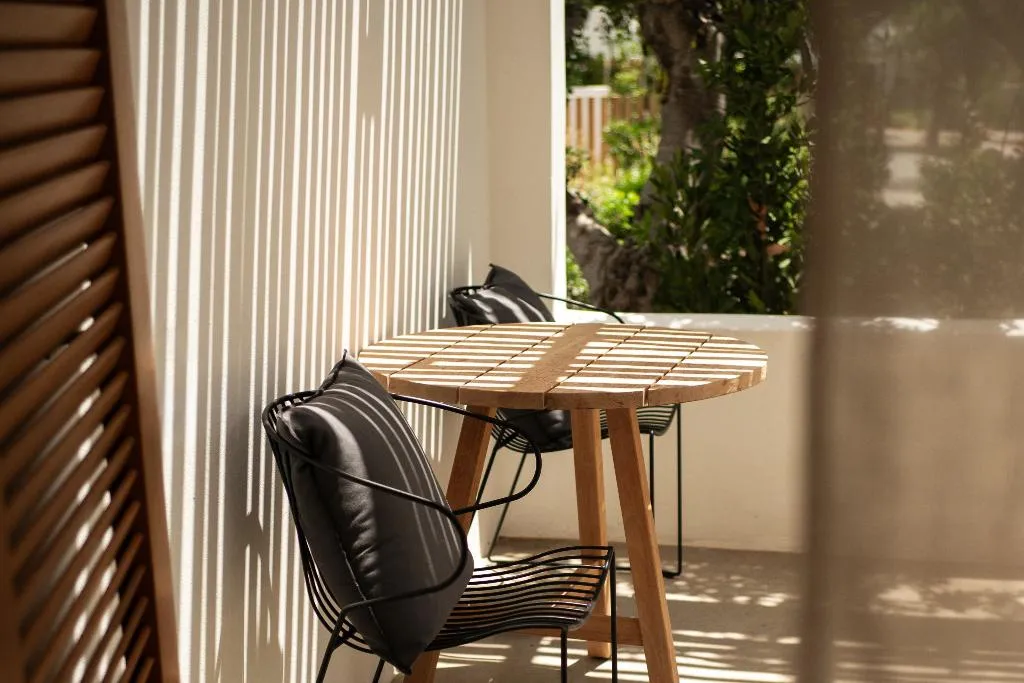 BUNGALOW SUPERIOR Room, Minos Beach Art Hotel, a Member of Design Hotels, Crete