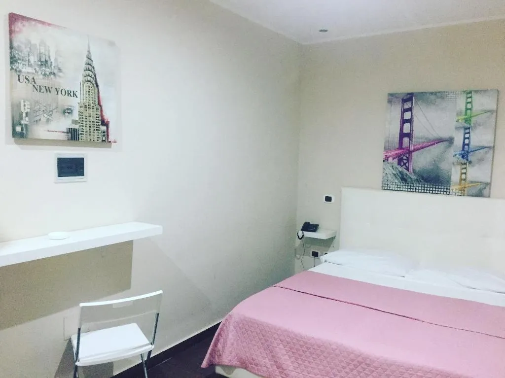 Room, Hotel Glem, Naples