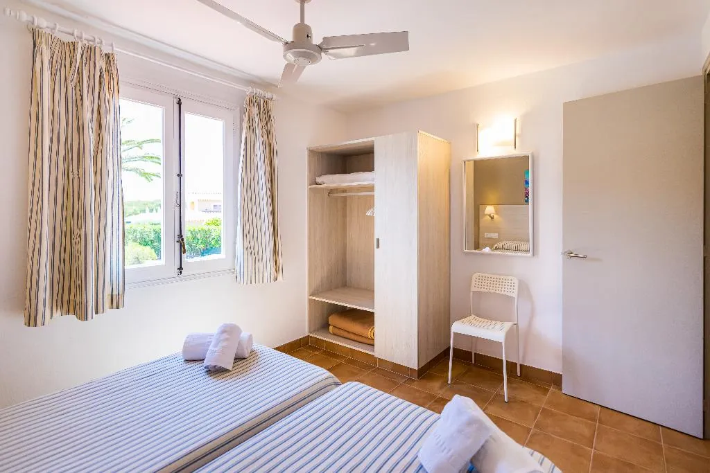 APARTMENT TWO BEDROOMS Room, Arenal Playa Menorca, Menorca