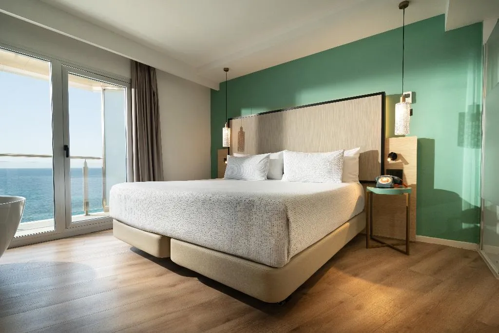 JUNIOR SUITE SEA VIEW Room, Innside Alicante Porta Maris, Costa Blanca