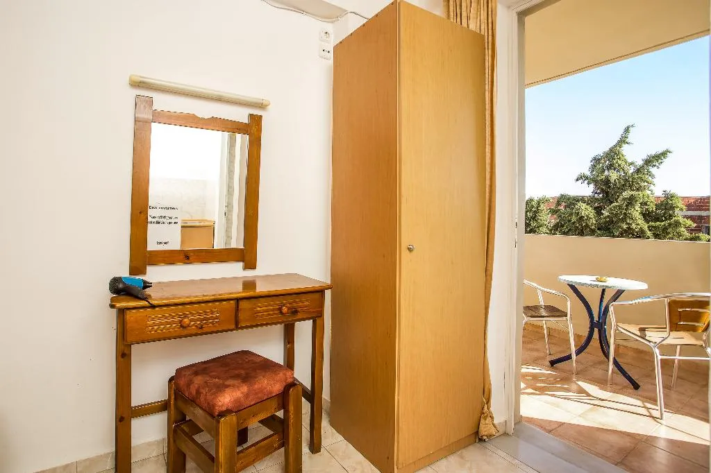 Room, Vickys Studios, Rhodes