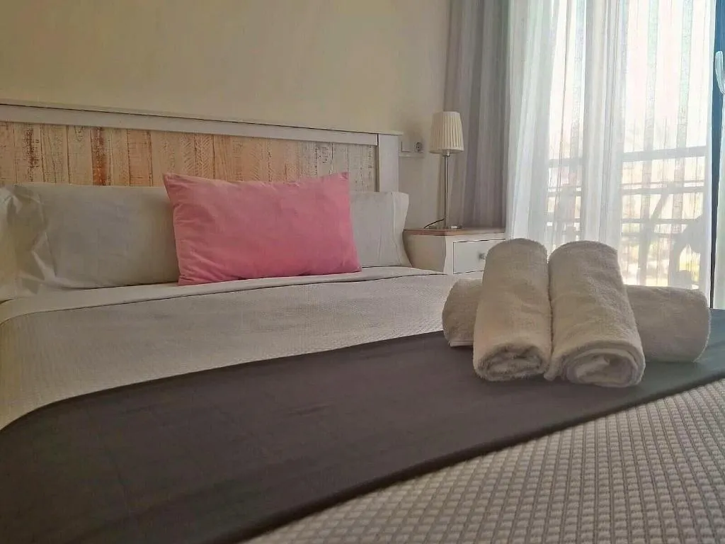 Room, Hostal Balcón al mar, Valencia