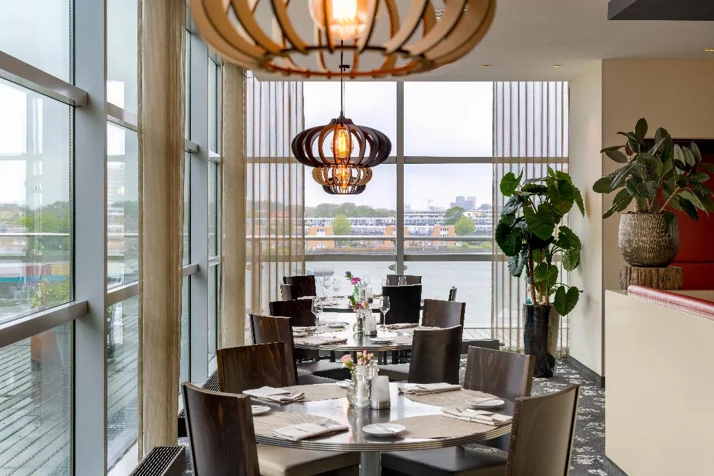 Restaurant, Movenpick Hotel Amsterdam City Centre, Amsterdam