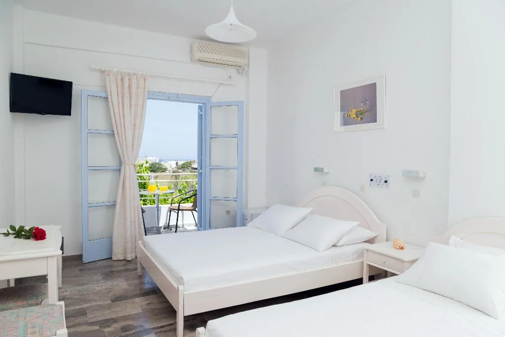 QUADRUPLE STANDARD Room, Inoe Boutique hotel, Santorini