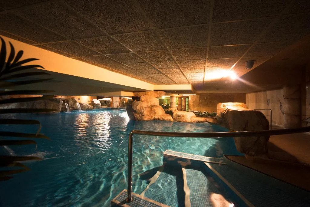 Sports and Entertainment, Playazimbali, Costa Almeria
