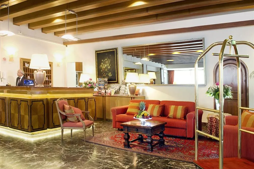 Lobby, Pinewood Hotel Rome, Rome