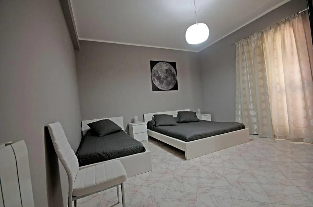 Room, B&B Kosmos, Catania