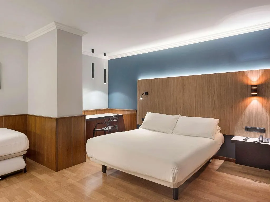 Room, ibis Styles Figueres Ronda, Costa Brava