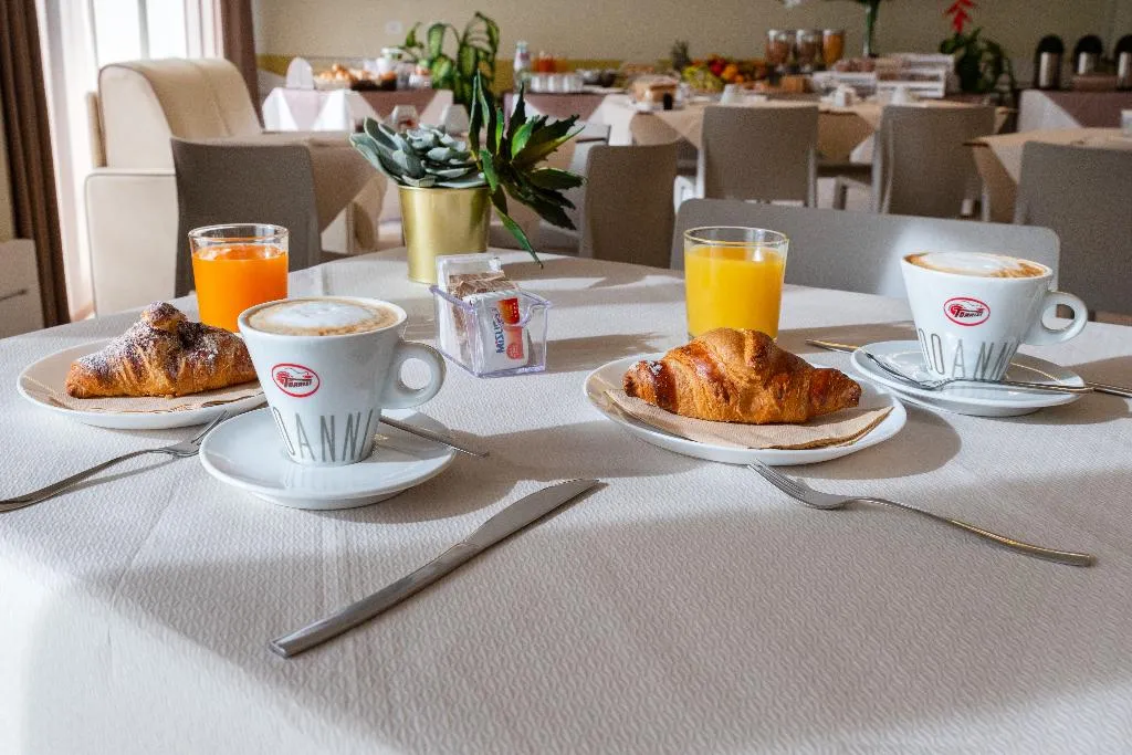 Restaurant, Zeus Residence Hotel - ApartHotel, Catania