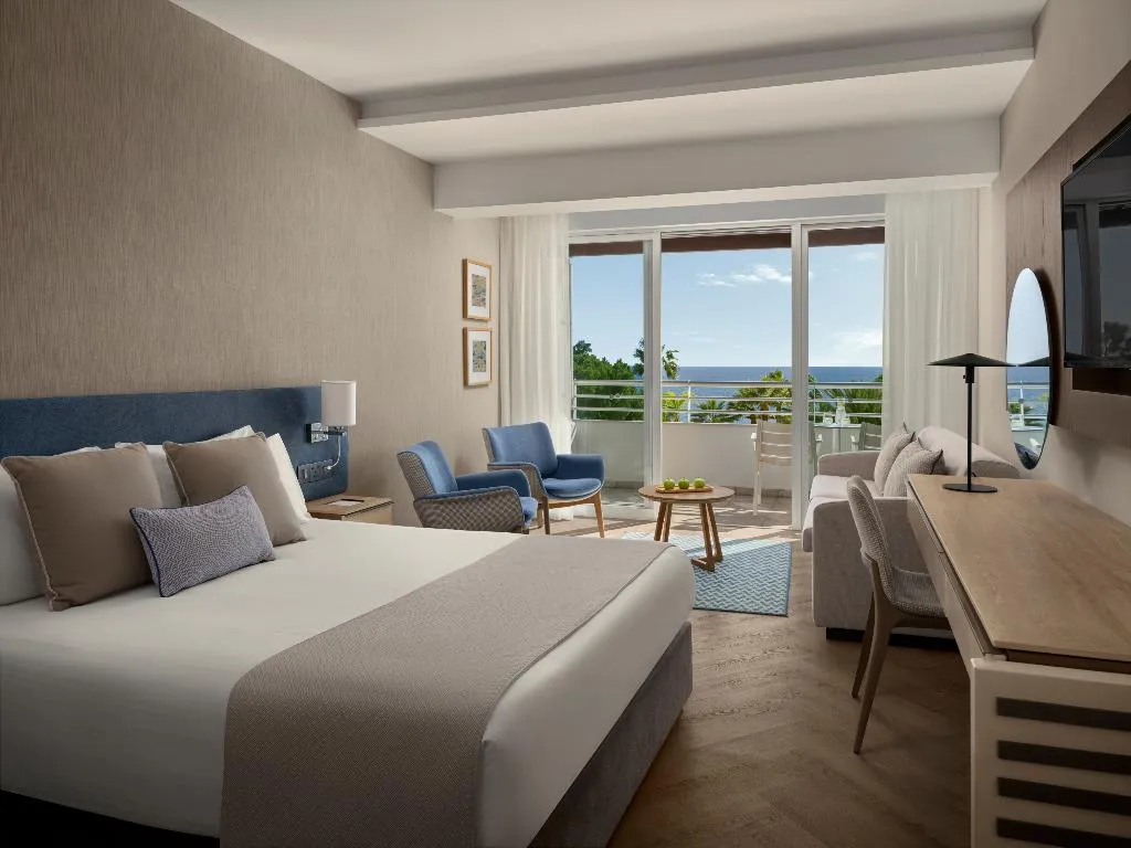 FAMILY ROOM SEA VIEW Room, Mediterranean Beach, Cyprus