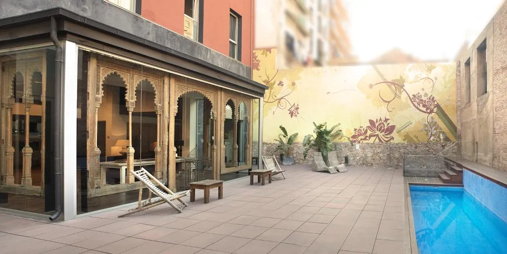 Pool, Onix Liceo, Barcelona