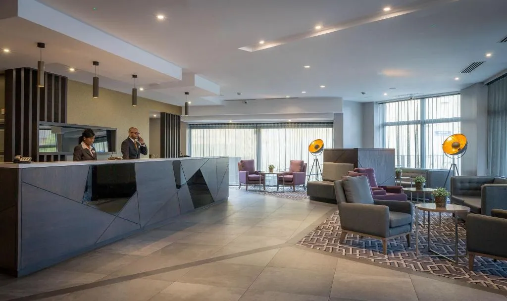 Lobby, Maldron Hotel Pearse Street, Dublin