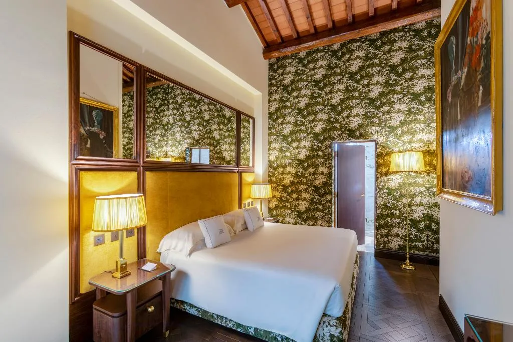 JUNIOR SUITE WITH TERRACE Room, Regency, Florence