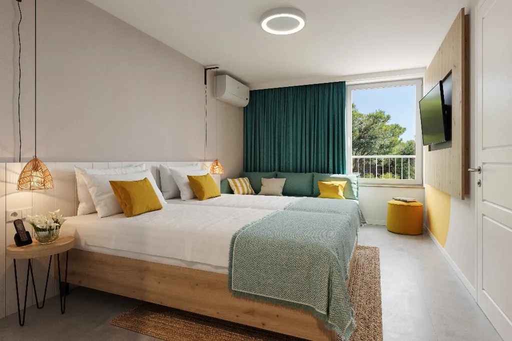 DOUBLE SUPERIOR Room, Sunny Makarska by Valamar, Split