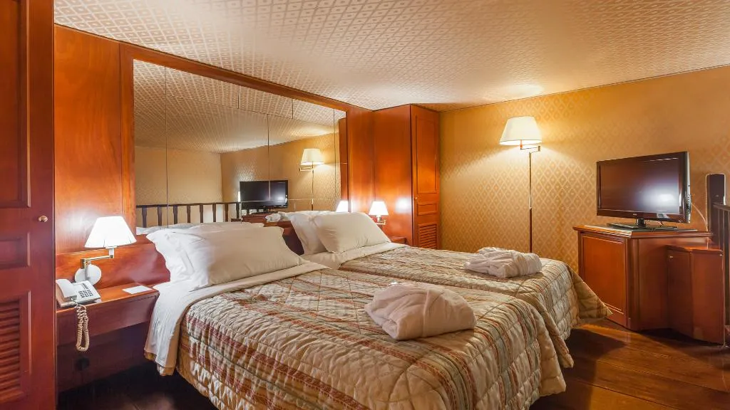 DOUBLE ANNEX Room, Hotel Galles, Rome