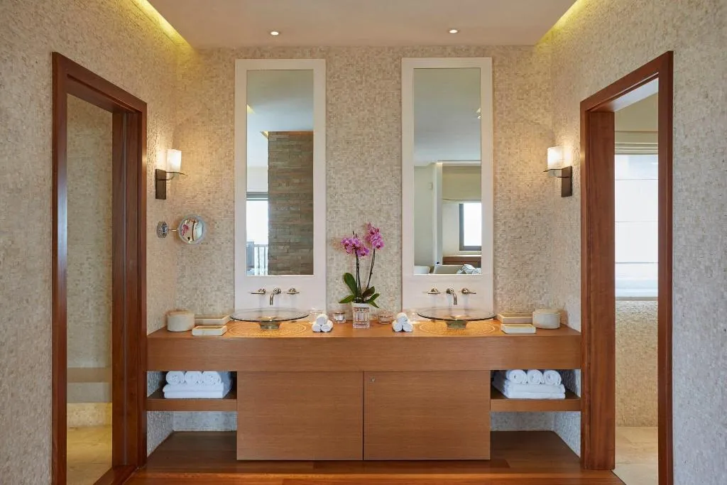 Room, The Romanos, A Luxury Collection Resort, Kalamata