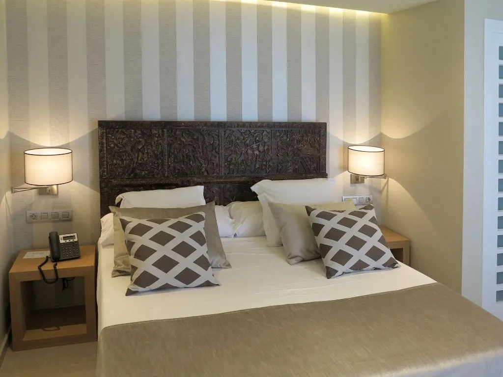 Room, Serennia Exclusive Rooms, Barcelona