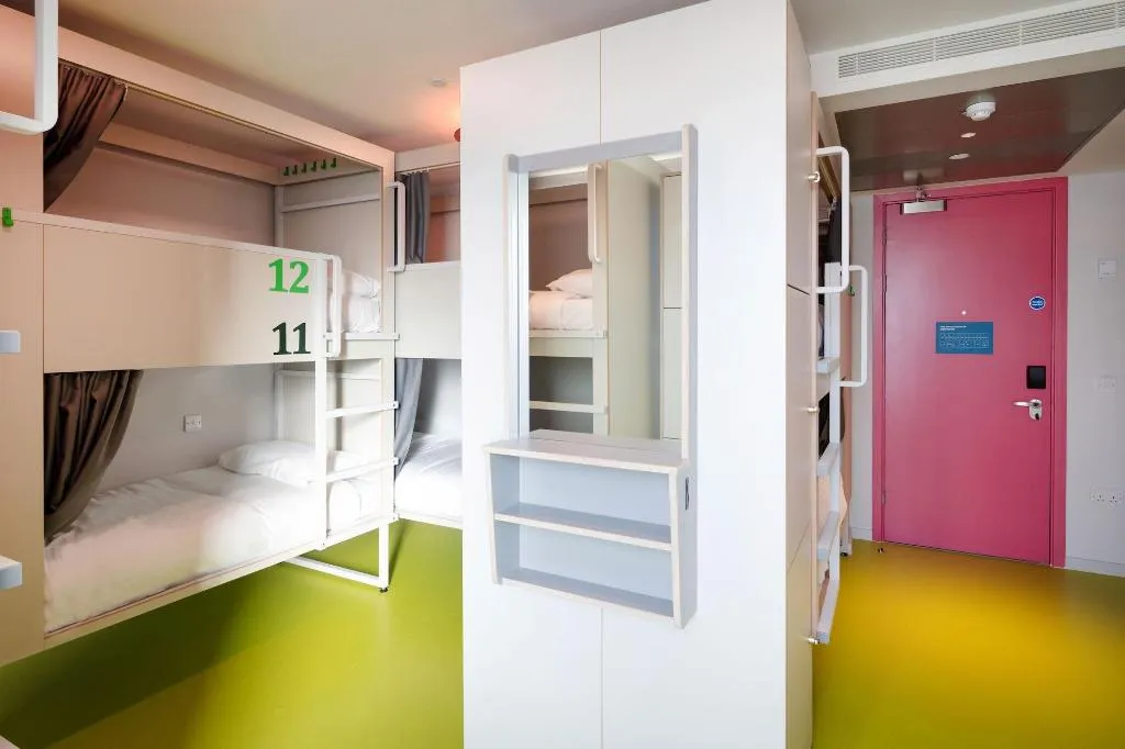 Room, Clink i Lár, Dublin