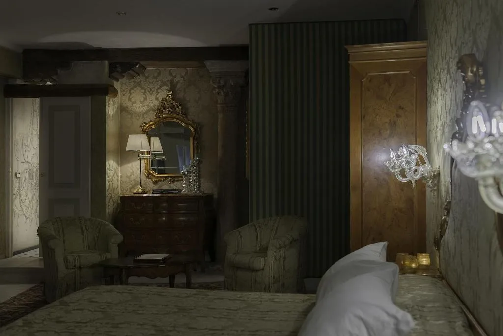 Room, Hotel Al Ponte Antico, Venice