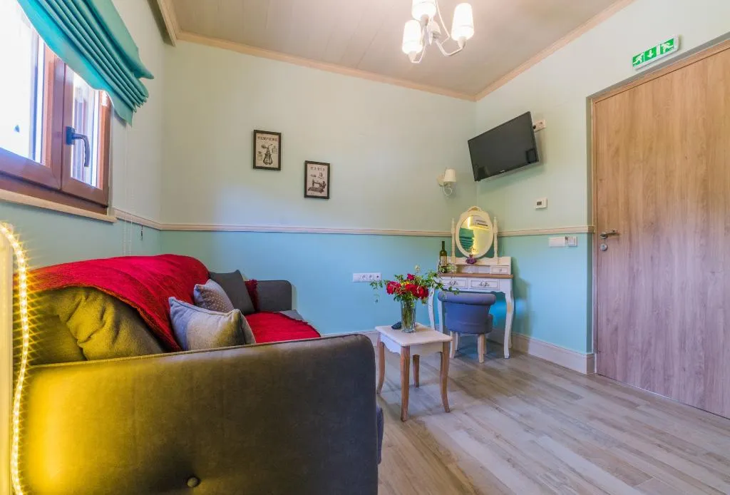 Double or Twin ECONOMY Room, Aravanes Mountain Resort & Eco Cuisine, Crete
