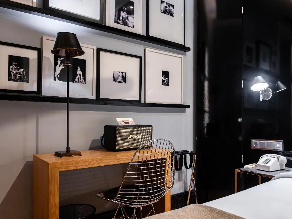 SINGLE STANDARD Room, Browns Downtown Hotel, Lisbon