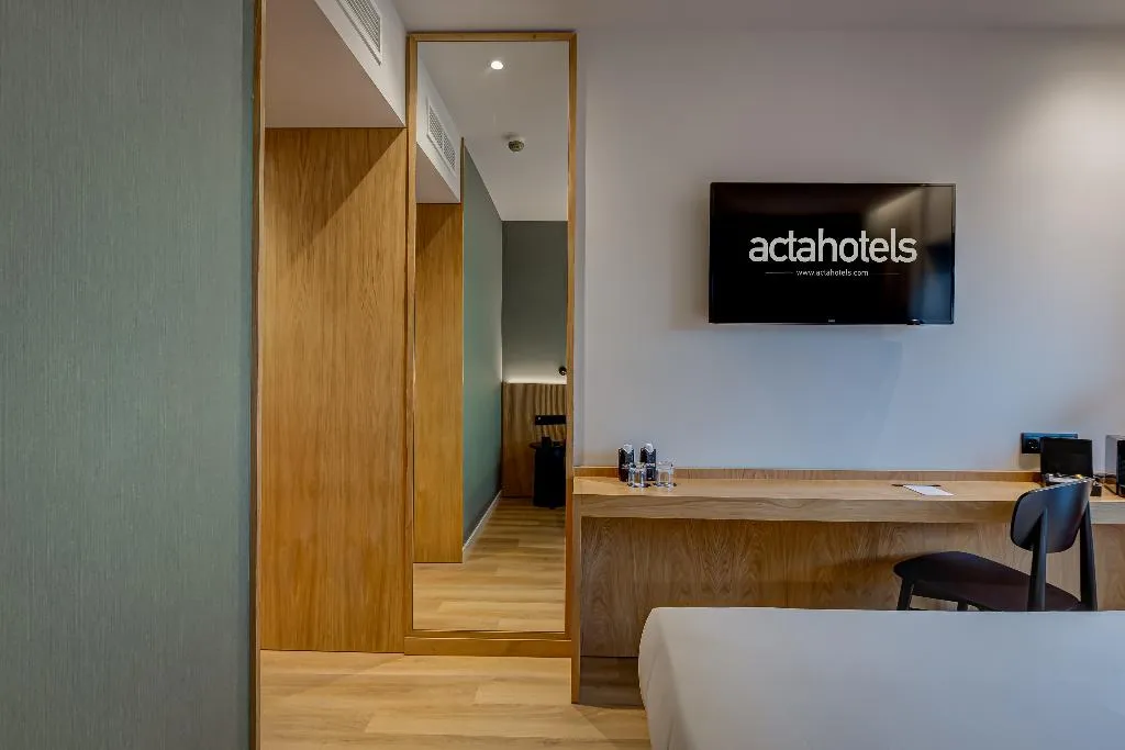 DOUBLE STANDARD Room, Hotel Acta The Clover, Porto
