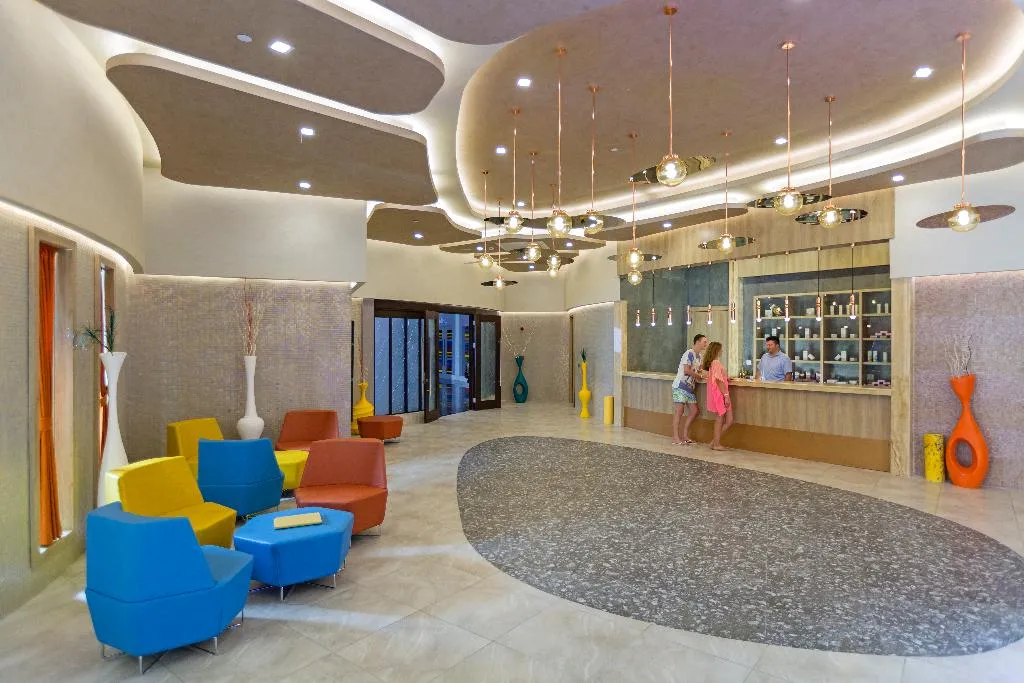 Sports and Entertainment, Royal Seginus, Antalya