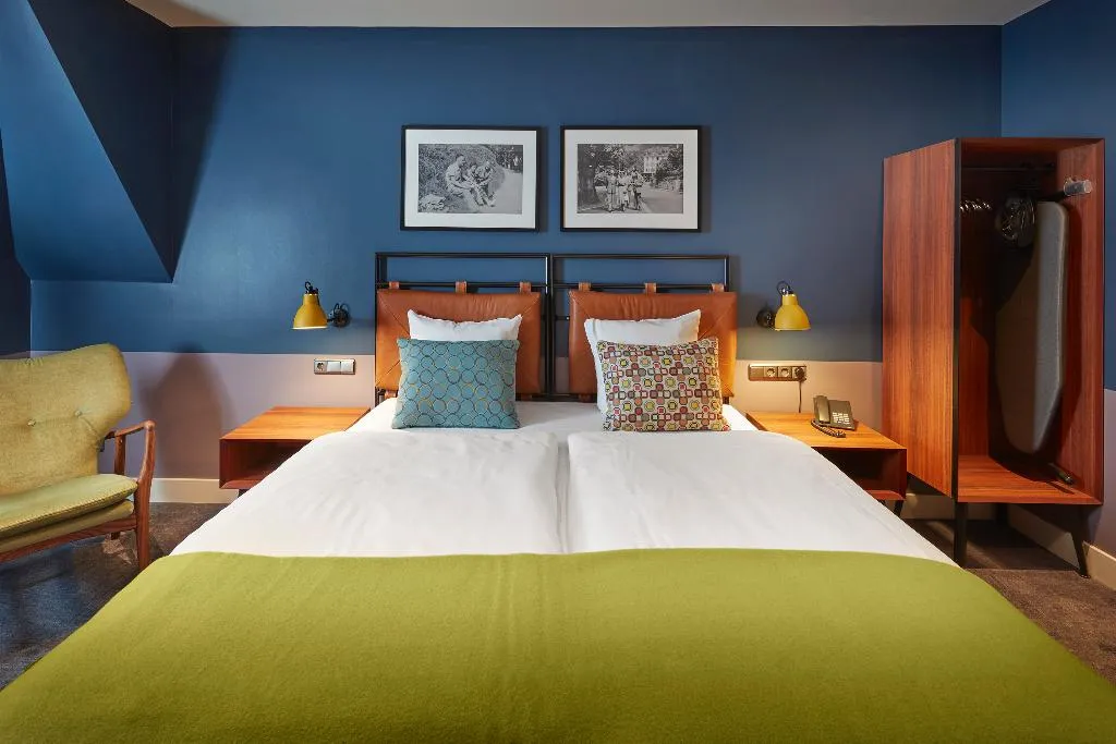 Double or Twin STANDARD Room, Hotel Lion d'Or, Amsterdam