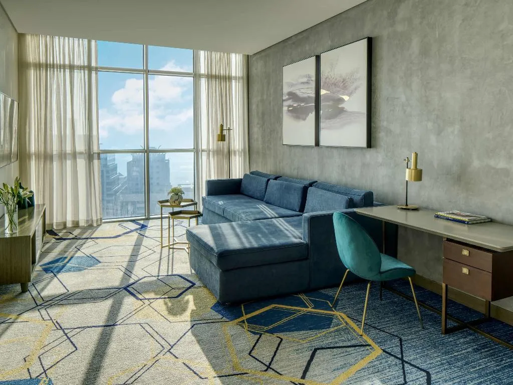 SUITE DELUXE LAGOON VIEW Room, Pullman Sharjah, Dubai