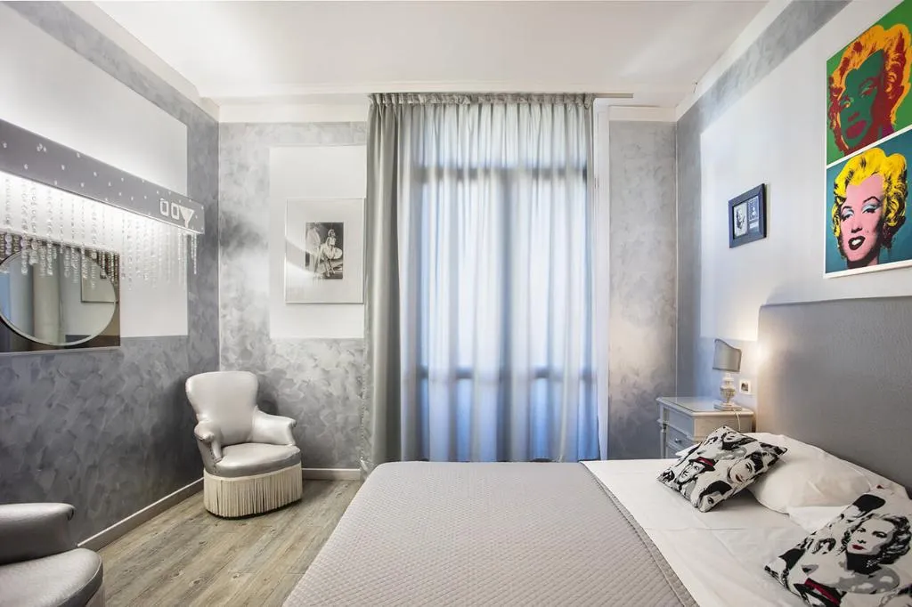 FAMILY ROOM STANDARD Room, Admiral Hotel, Milan